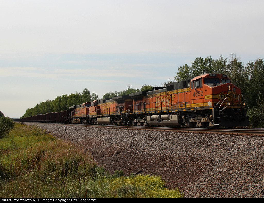 BNSF 4652